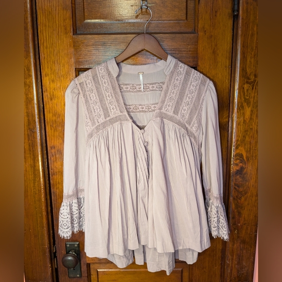 Free People Butterfly Babydoll Blouse Tee Embroidered Boho Anthropologie Small - Picture 9 of 12